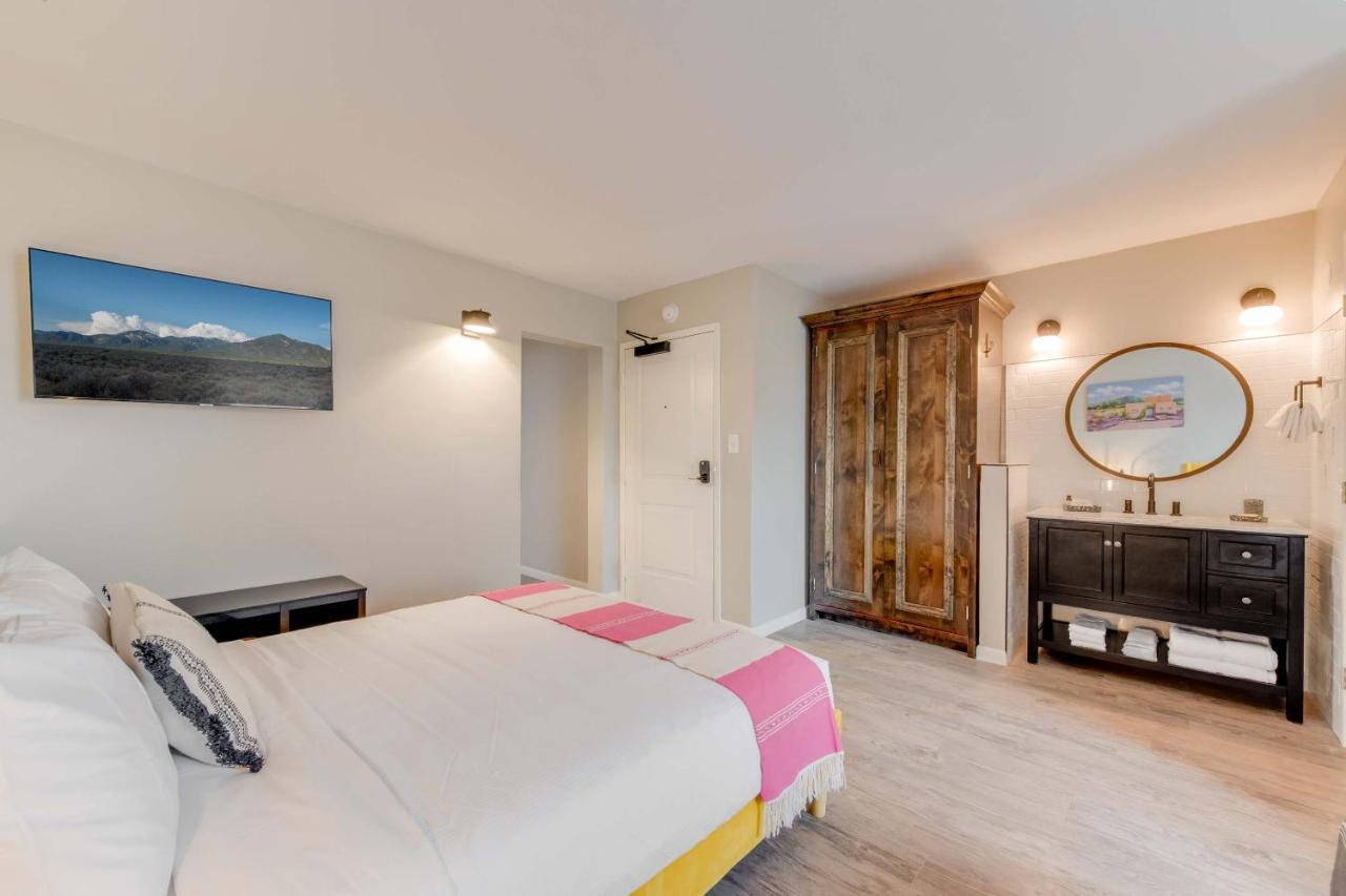 Taos Motor Lodge Ranchos de Taos Экстерьер фото